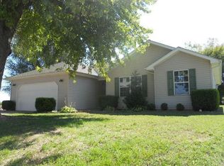 1666 S Mahn Ct, Springfield, MO 65802