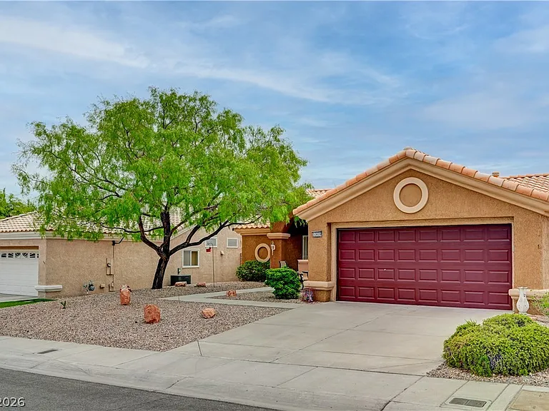 10609 Paradise Point Dr — Photo 2