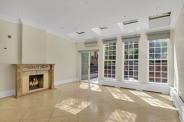 1st image of 244 E 32nd St #2A