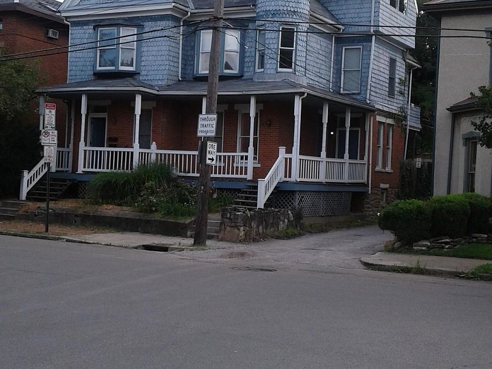 1st image of 820 Kerr St