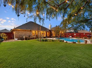 8005 Park Ln, Rowlett, TX 75089