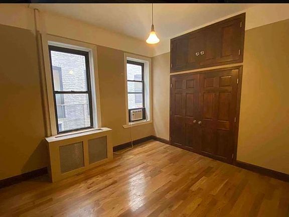 4th image of 495 Park Pl #3A