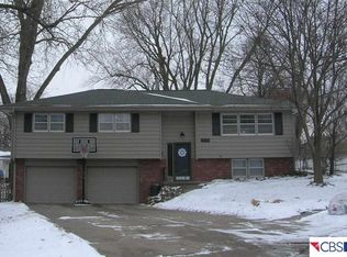 11311 Martha Cir, Omaha, NE 68144