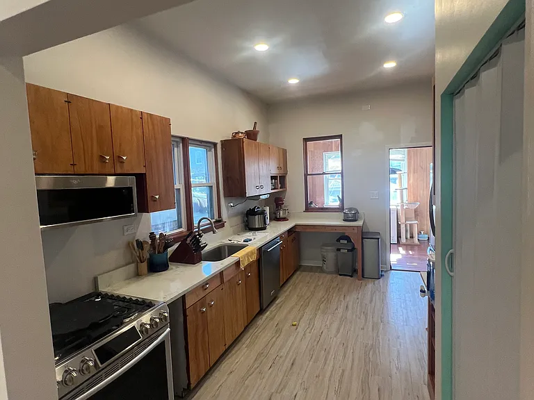 2145 W 21st Pl #2 — Photo 9