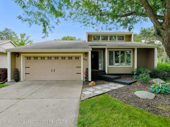 629 Dutch Hill Dr, Lansing, MI 48917