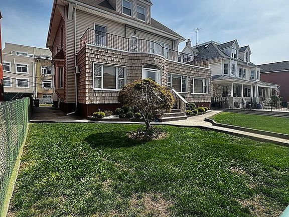 3rd image of 8725 21st Ave
