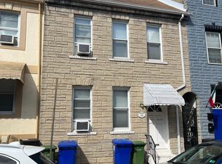 246 S Exeter St, Baltimore, MD 21202