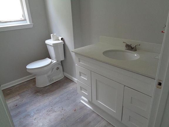 3rd image of 4607 W Ada Ave
