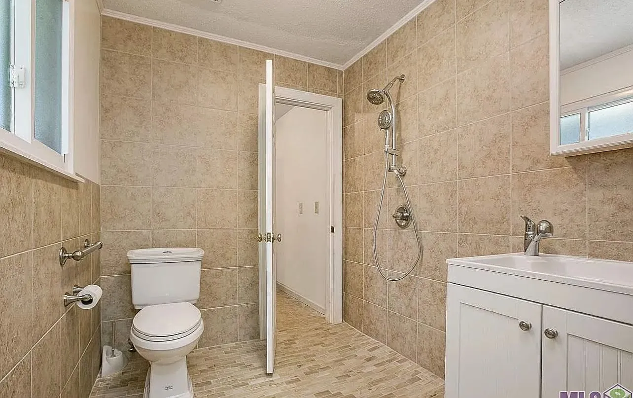 Baton Rouge House — Photo 2
