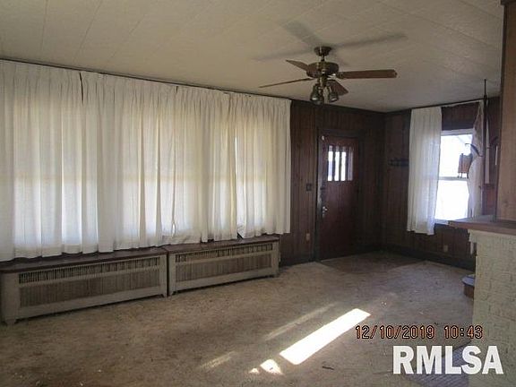 2nd image of 2416 N Dechman Ave