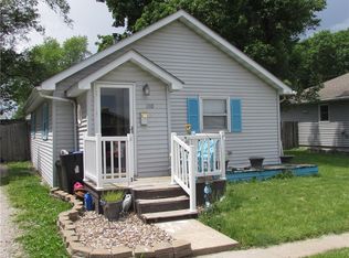 110 S Conrey St, Knoxville, IA 50138