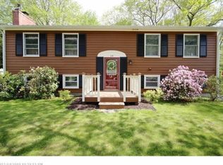 19 Philip Rd, Cape Elizabeth, ME 04107