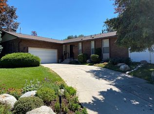 2571 S 75 W, Bountiful, UT 84010