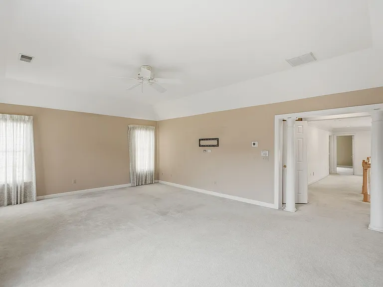 10417 Snow Point Dr — Photo 32