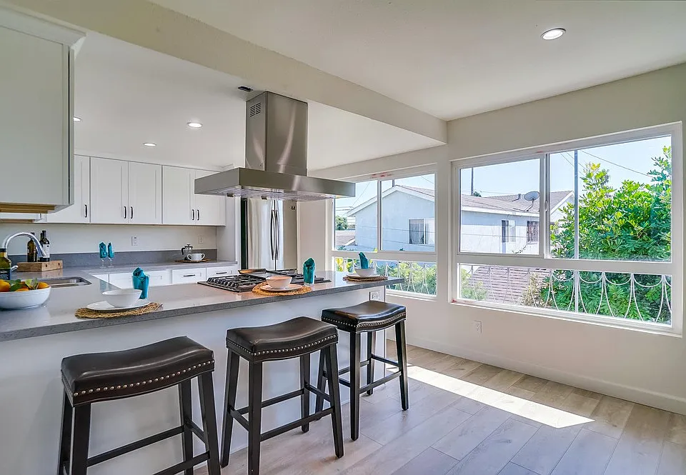 1512 Sherman Pl