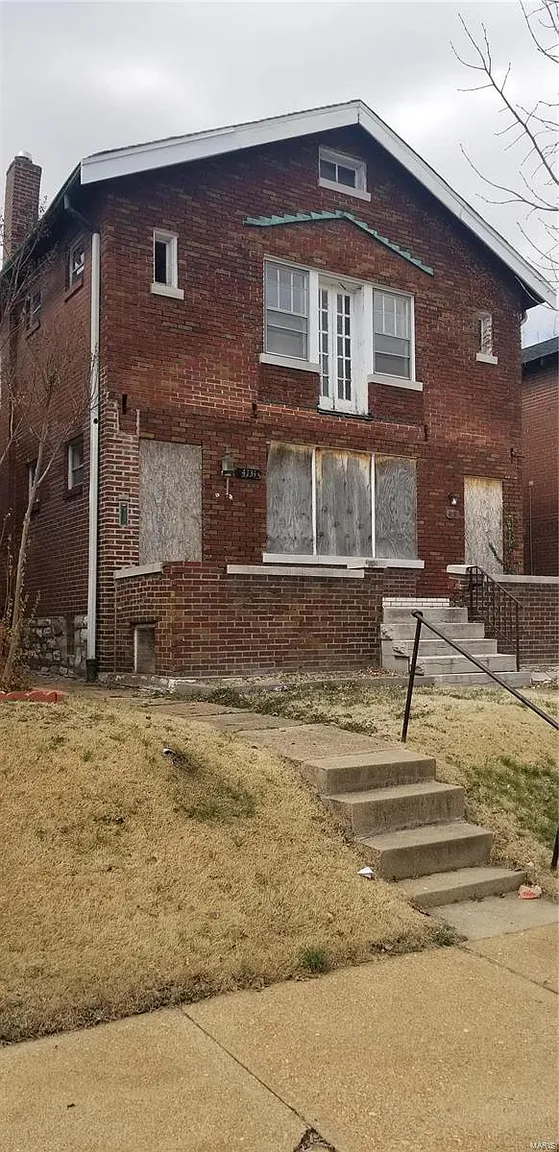 4131 Pennsylvania Ave photo 1