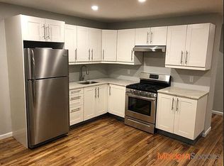 28-05 Newtown Ave #1R, Astoria, NY 11102