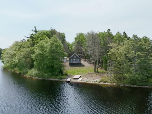 402 Melanson Rd, Clare, NS B0W 1M0