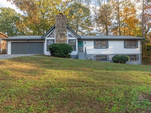 5301 Deep Springs Dr, Stone Mountain, GA 30087