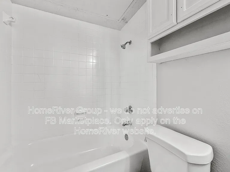 9520 Royal Ln #211 — Photo 13
