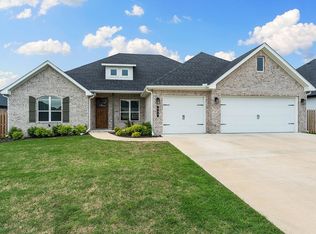 909 Budrio Ave, Springdale, AR 72762