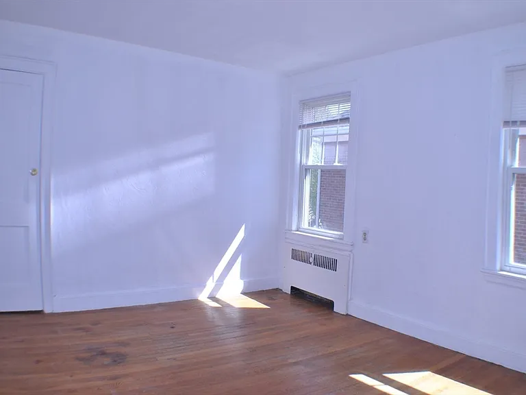 3 Portina Rd #3 — Photo 2