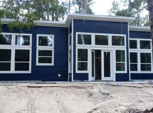 105 Camellia Ct, Georgetown, FL 32139