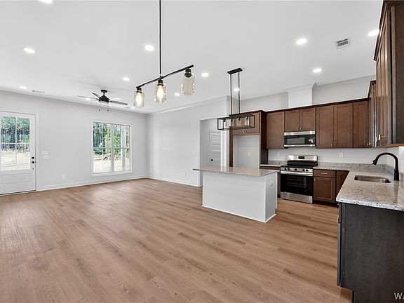 4th image of 11608 Northridge Ln