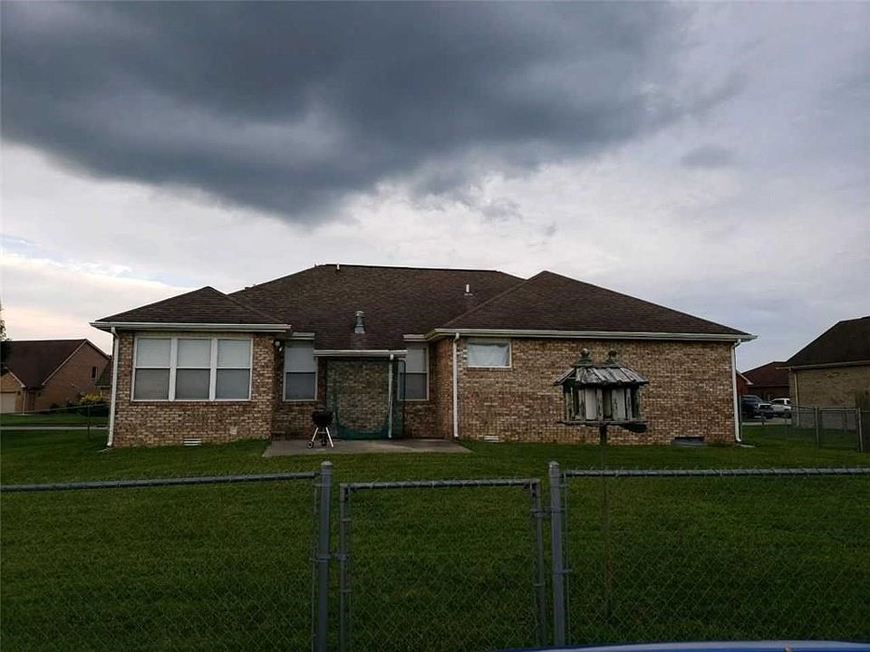 2nd image of 225 Whites Station Rd