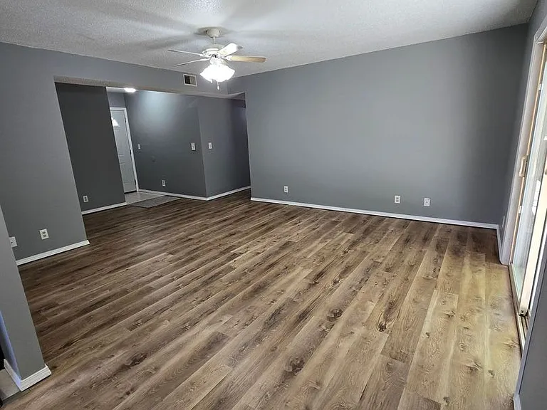 1601 Kiowa Dr — Photo 2
