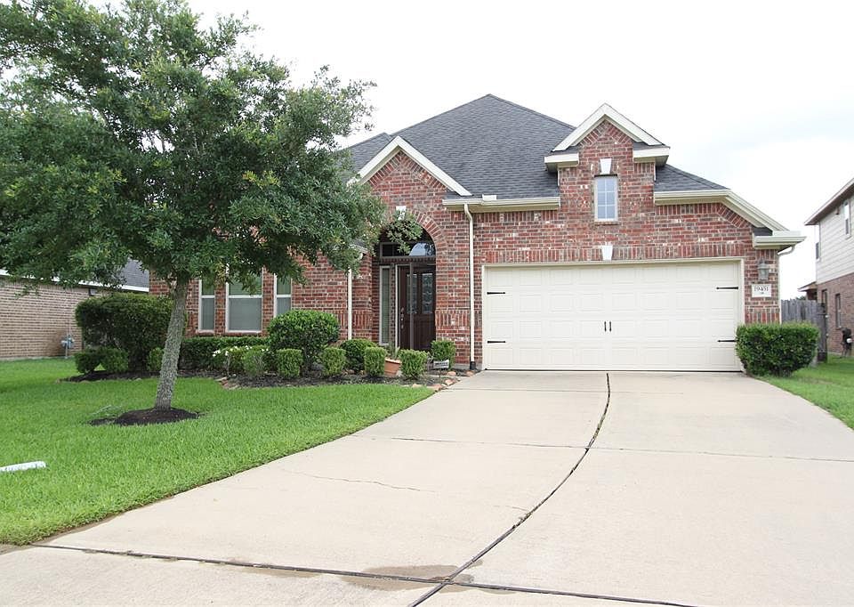 1st image of 19451 Stetson Heights Ln