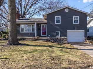 1514 21st St, Bettendorf, IA