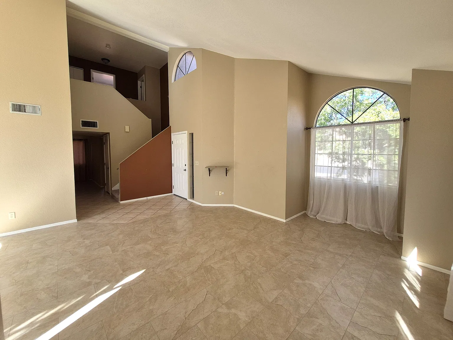 8863 North Willeta Drive - 1 — Photo 4