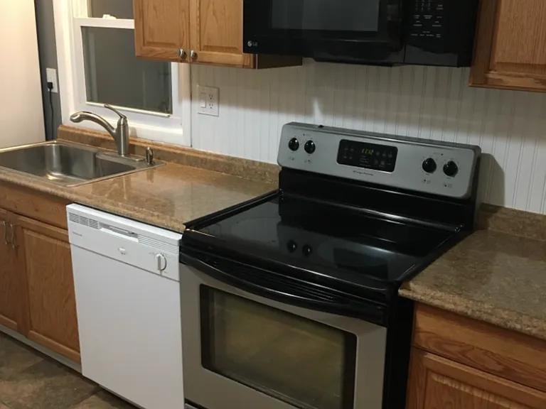 91 Azalea Dr #1 — Photo 15