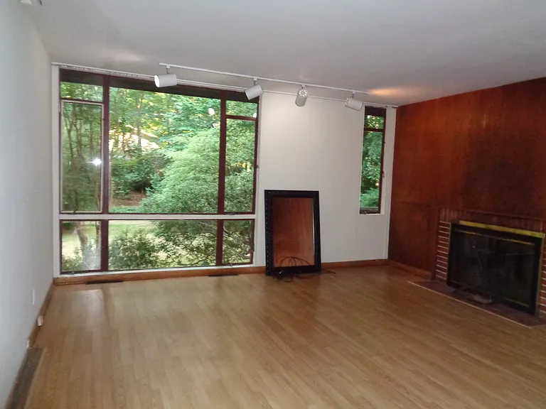 3211 Churchill Rd — Photo 11