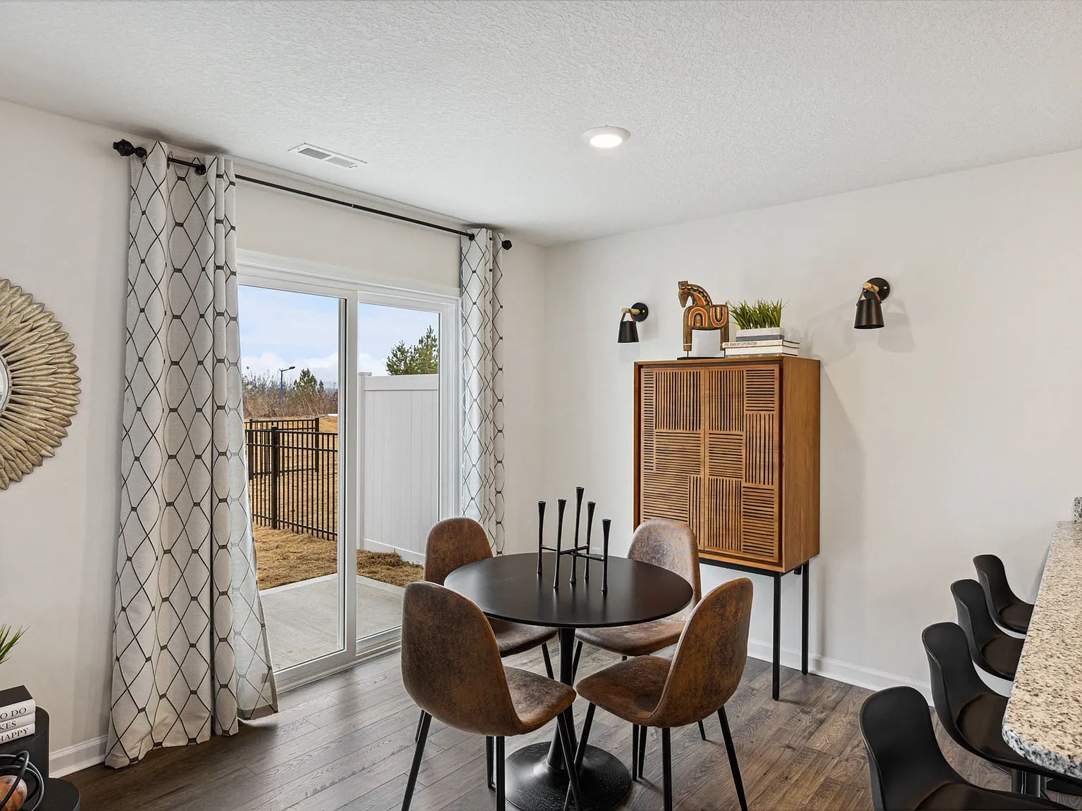 The Summit Townhomes — Photo 4