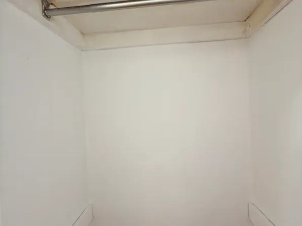 1119 Ocean Parkway image 11 of 26