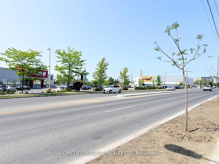 1081 Danforth Rd E #113 — Photo 35