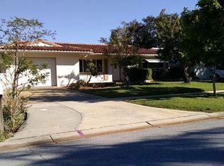 541 E Park Dr, Largo, FL 33771