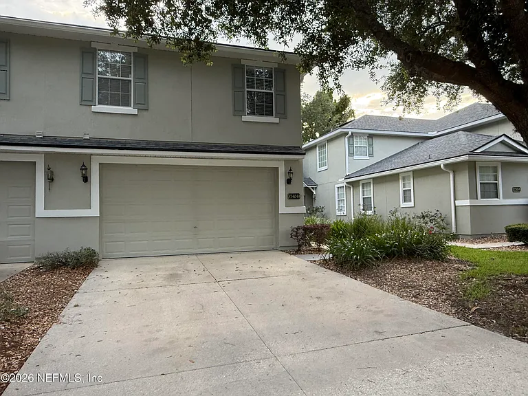 3740 Creswick Cir #8 — Photo 4