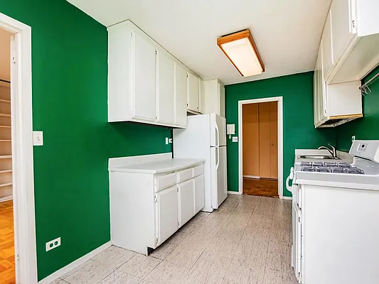 Sold by Halstead Real Estate | media 2