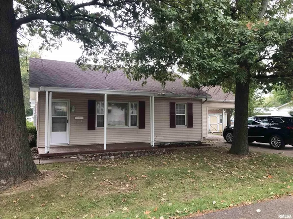 808 E Carter St, Marion, IL 62959