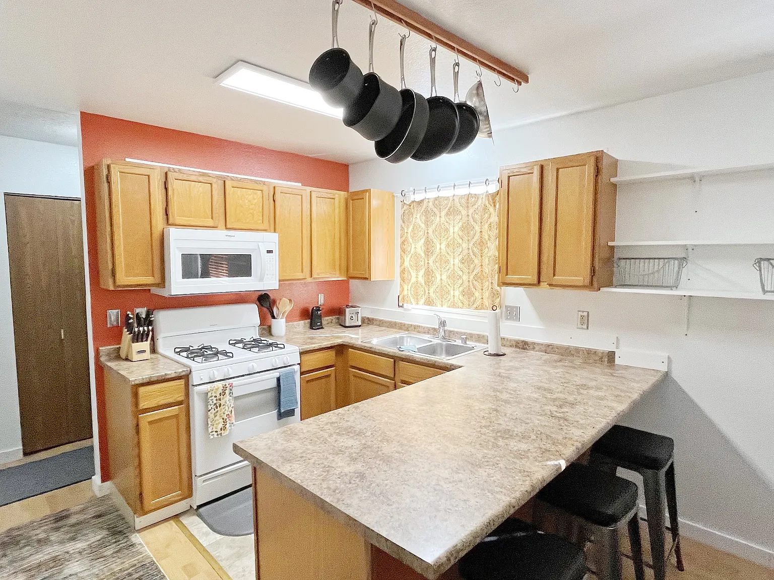 7533 Regal Mountain Dr - 1 — Photo 4