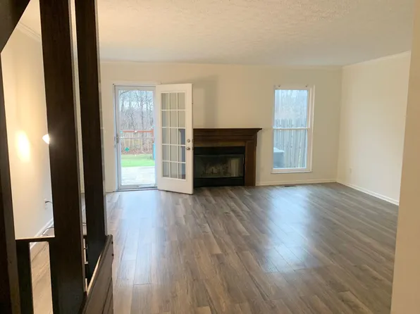 1212 Worthington Heights Blvd, Columbus, OH 43235