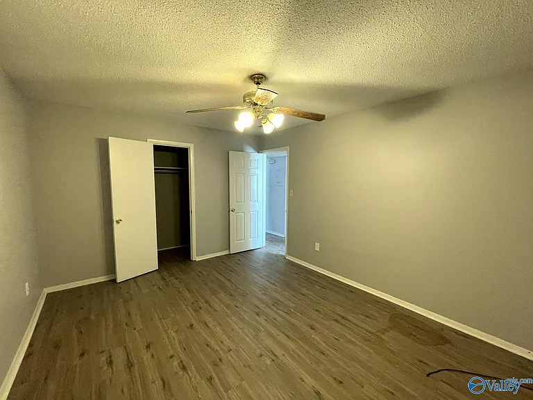 3929 Highridge Dr SW #A — Photo 12