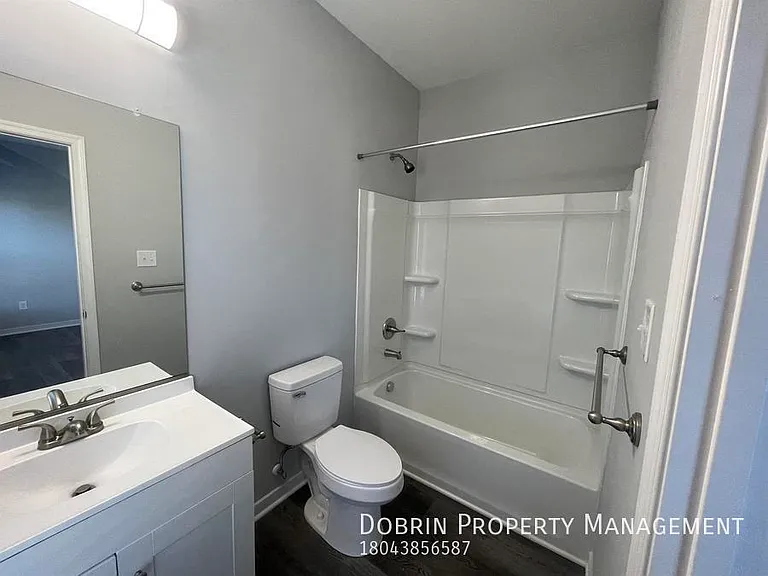 2053 Moore St — Photo 11