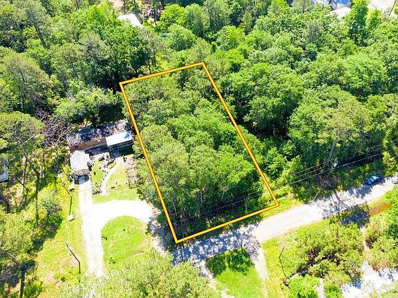 2nd image of 17 Anglers Dr