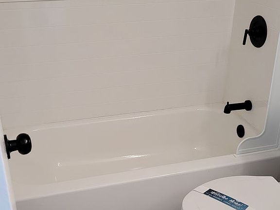 5th image of 4109 Kansas St APT 8