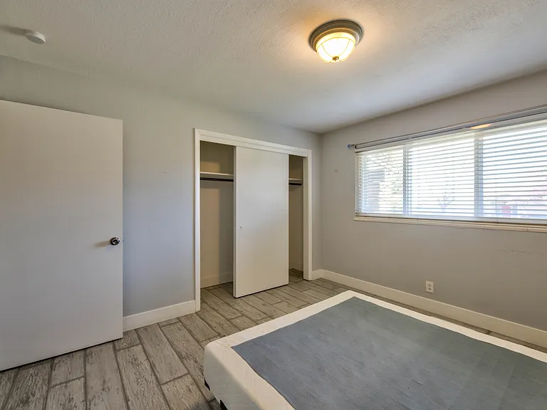 12310 S Hills Dr — Photo 11