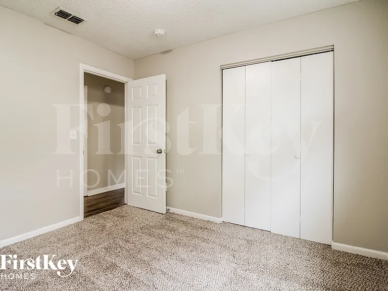 7742 Club Duclay Dr — Photo 10